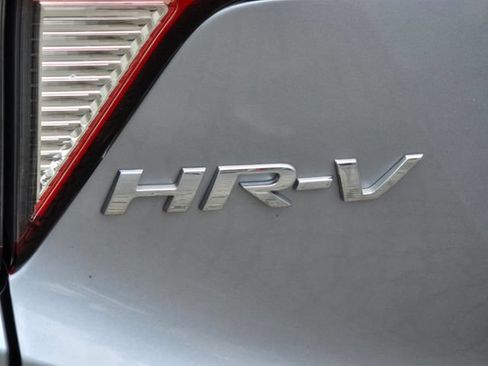 Used 2019 Honda HR-V Sport image 11