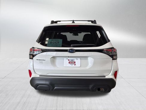 Certified 2025 Subaru Forester Premium AWD/4WD image 6