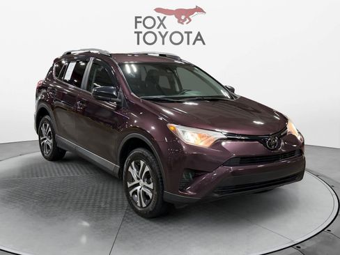 Used 2017 Toyota RAV4 LE FWD image 8