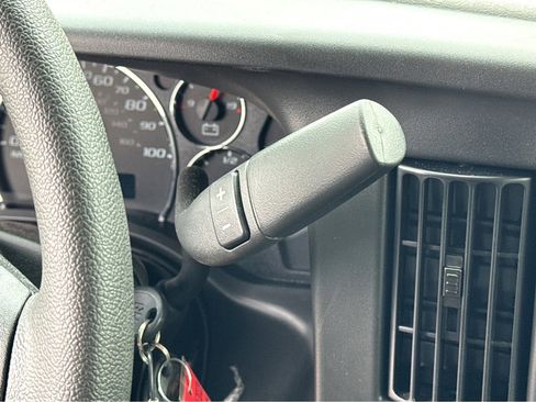 New 2025 GMC Savana 3500 LS image 21