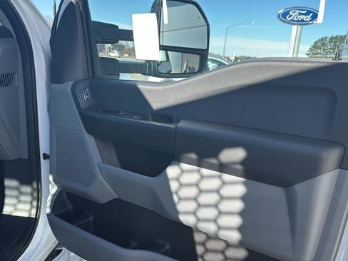 New 2025 Ford F550 2WD Regular Cab Super Duty image 20