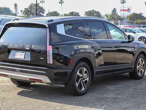 New 2026 Hyundai Ioniq 9 SE image 5