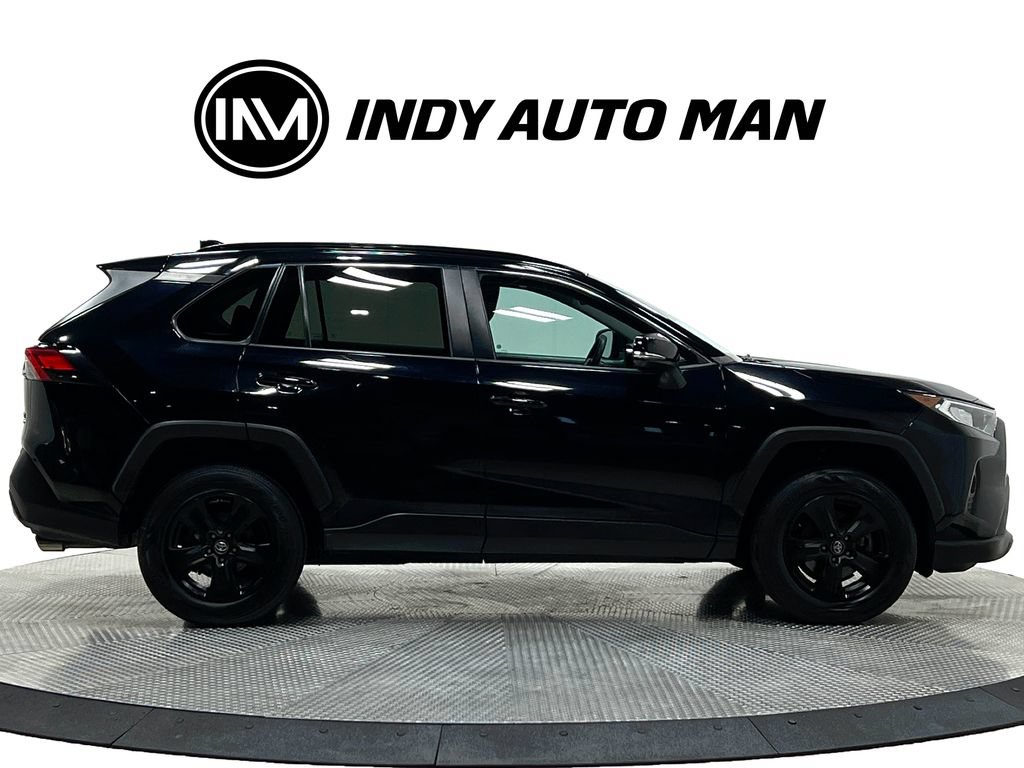 Used 2020 Toyota RAV4 XLE AWD/4WD image 3