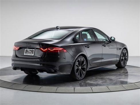 New 2024 Jaguar XF R-Dynamic SE AWD/4WD image 5
