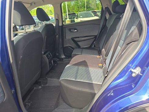 Used 2023 Nissan Rogue SV AWD/4WD image 32