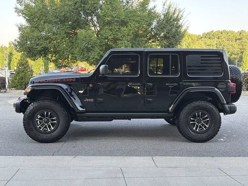 Used 2026 Jeep Wrangler Unlimited Rubicon AWD/4WD image 6