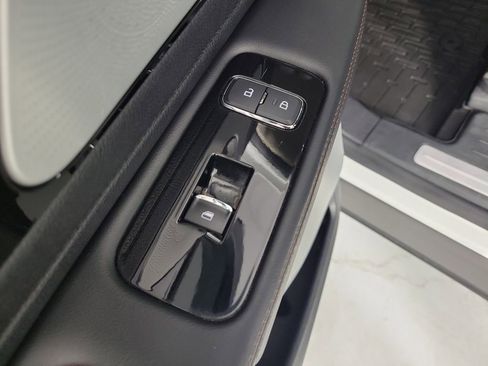 Used 2021 Lincoln Aviator Reserve w/ Equipment Group 202A AWD/4WD image 13