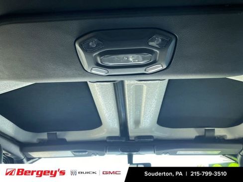 Used 2020 Jeep Gladiator Rubicon AWD/4WD image 21