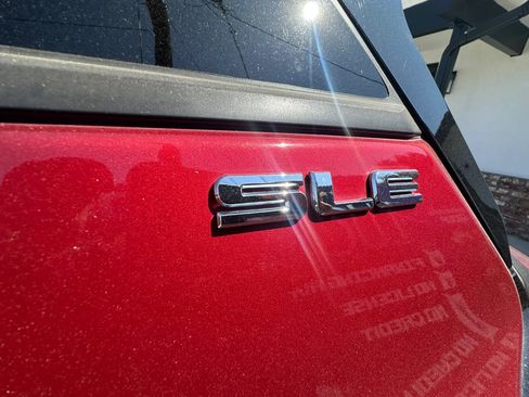 Used 2018 GMC Terrain SLE FWD image 22