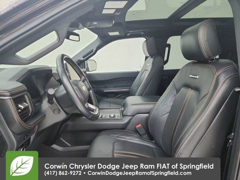 Used 2023 Ford Expedition Platinum AWD/4WD image 19