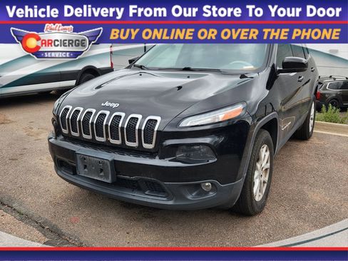 Used 2017 Jeep Cherokee Latitude w/ Safety/Convenience Group AWD/4WD image 1