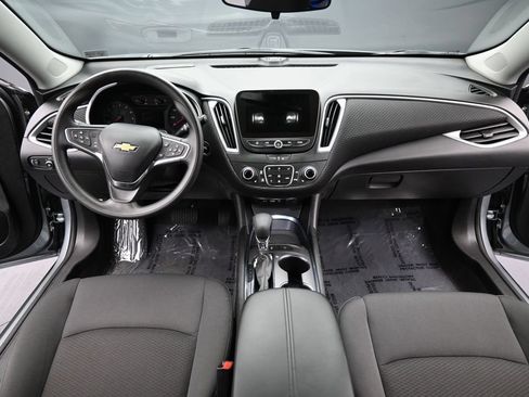 Certified 2025 Chevrolet Malibu LT FWD image 16