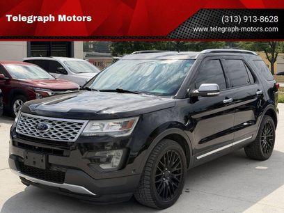 Used 2017 Ford Explorer Platinum