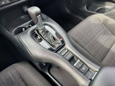 Used 2025 Honda HR-V LX image 30