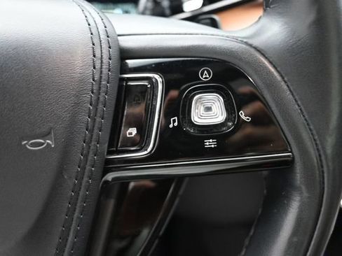 Used 2021 Lincoln Aviator Reserve w/ Equipment Group 208A AWD/4WD image 14