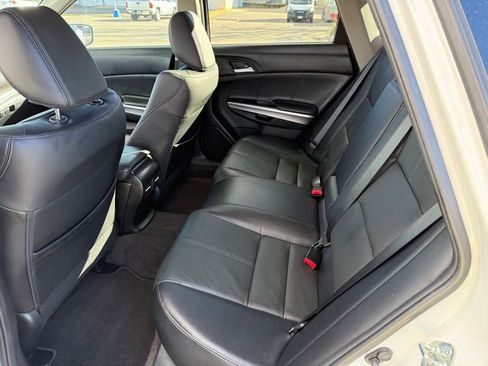 Used 2015 Honda Crosstour EX-L image 14