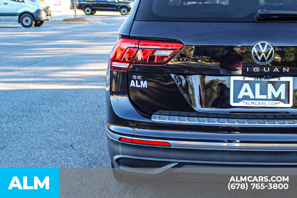 Used 2022 Volkswagen Tiguan SE FWD image 12