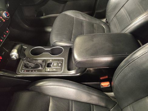 Used 2017 Kia Sorento SX AWD/4WD image 26