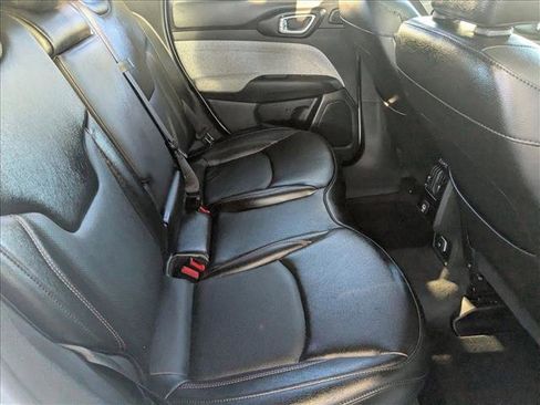 Used 2022 Jeep Compass Latitude w/ Sun and Sound Group image 19