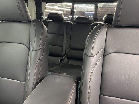 New 2026 Jeep Gladiator Sport AWD/4WD image 25
