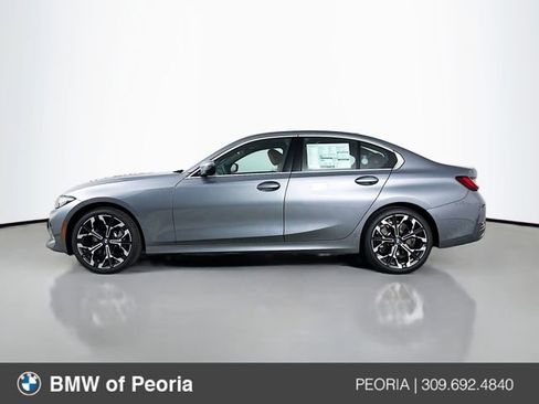 Used 2026 BMW 330i xDrive Sedan w/ Premium Package image 4