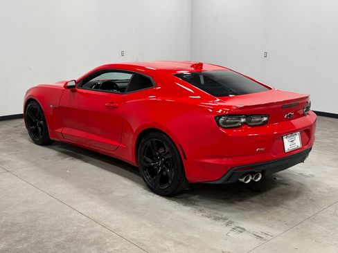 Used 2020 Chevrolet Camaro LT w/ RS Package image 6