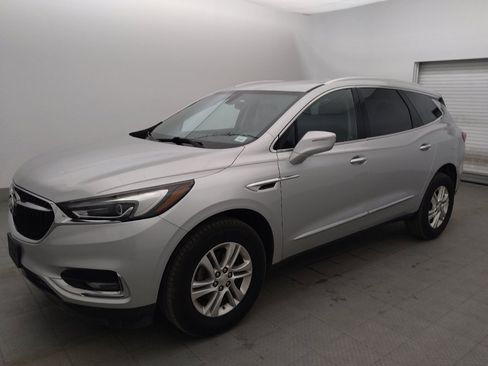 Used 2019 Buick Enclave Preferred FWD image 2