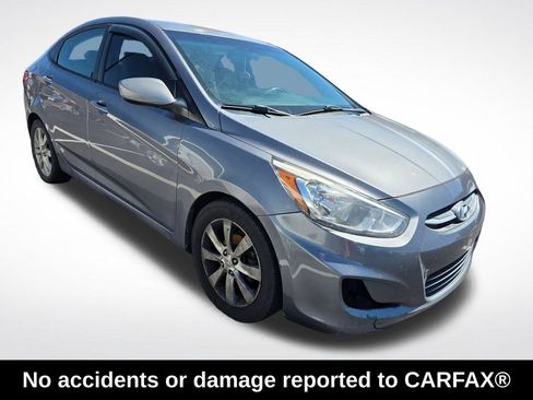 Used 2016 Hyundai Accent SE FWD image 3