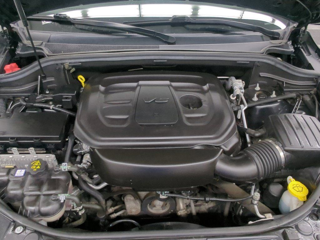 Used 2021 Jeep Grand Cherokee Laredo X AWD/4WD image 34