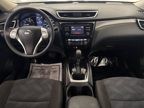 Used 2016 Nissan Rogue SV FWD image 39
