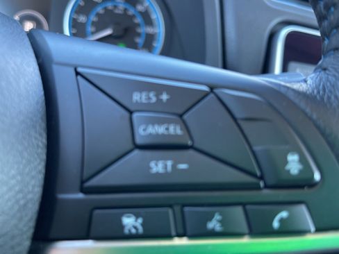 Used 2021 Nissan Leaf SV Plus image 34