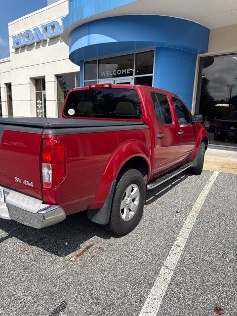 Used 2011 Nissan Frontier SV w/ SV Premium Utility Pkg AWD/4WD image 4