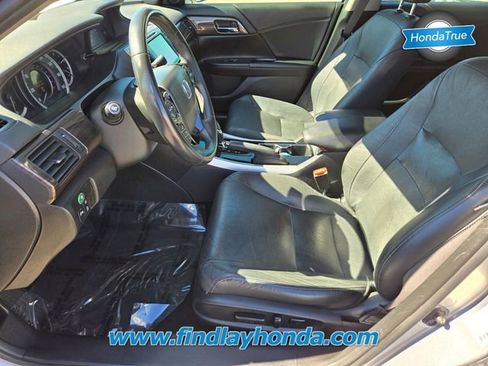 Certified 2017 Honda Accord Touring image 13