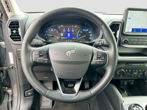 Used 2024 Ford Bronco Sport Outer Banks w/ Tech Package image 11