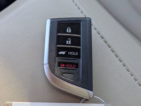 Used 2022 Acura RDX w/ Technology Package image 40