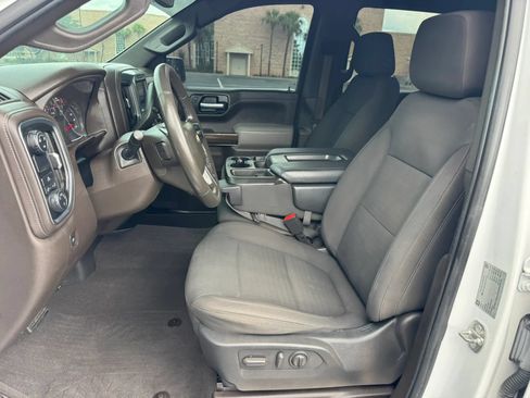 Used 2019 Chevrolet Silverado 1500 LT w/ Texas Edition RWD image 11