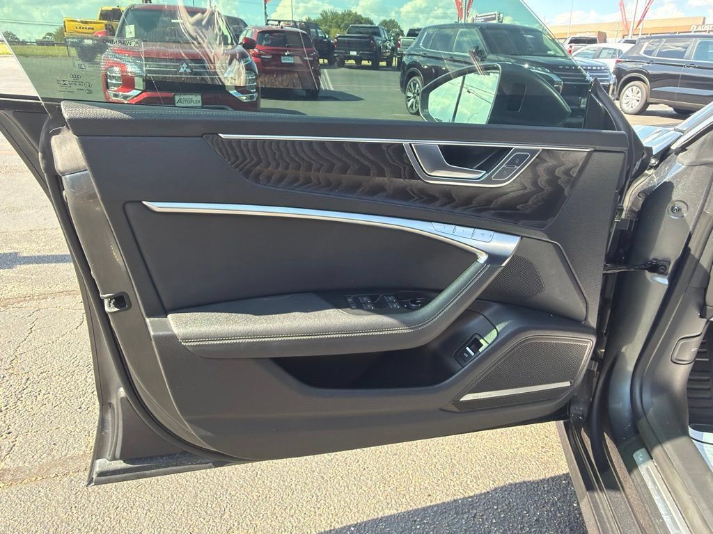 Used 2019 Audi A7 3.0T Premium Plus w/ Premium Plus Package AWD/4WD image 12