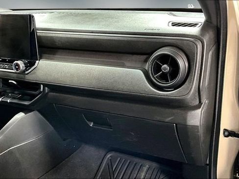 Used 2024 Chevrolet Colorado W/T image 24