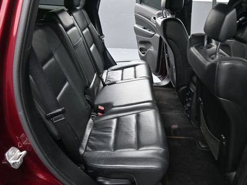 Used 2018 Jeep Grand Cherokee Limited AWD/4WD image 16