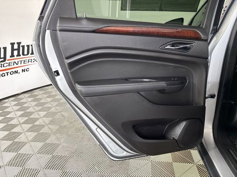 Used 2016 Cadillac SRX Luxury w/ Driver Awareness Package FWD image 21