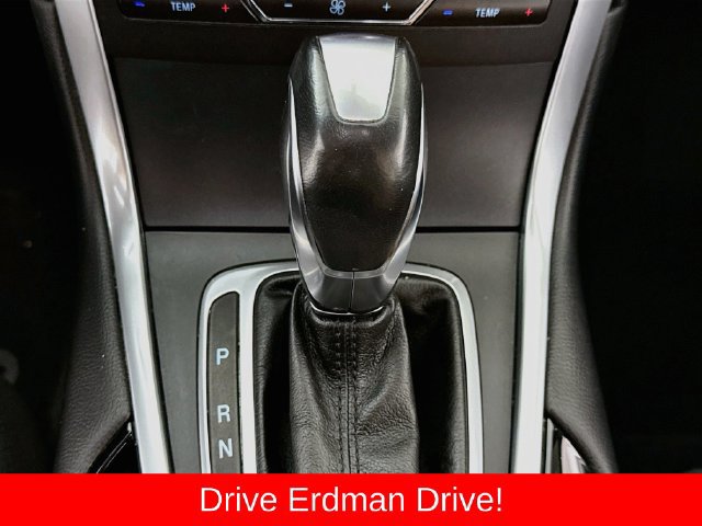 Used 2018 Ford Edge Titanium w/ Technology Package FWD image 19