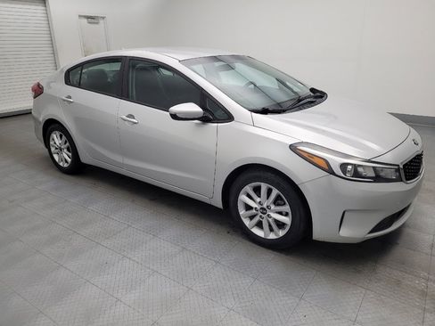 Used 2017 Kia Forte LX w/ LX Popular Package image 11