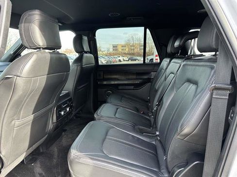 Used 2018 Ford Expedition Max Limited image 10