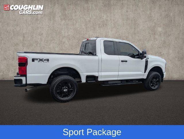 Used 2024 Ford F250 XL w/ STX Appearance Package AWD/4WD image 9