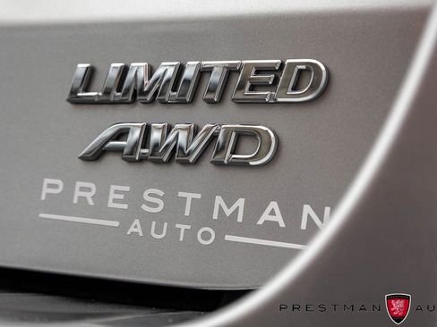 Used 2020 Toyota Sienna Limited image 14