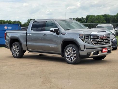New 2026 GMC Sierra 1500 Denali w/ Denali Reserve Package AWD/4WD image 2