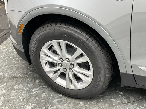 New 2026 Cadillac XT5 Luxury w/ LPO, Floor Liner Package AWD/4WD image 33