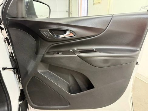 Used 2020 Chevrolet Equinox Premier image 26