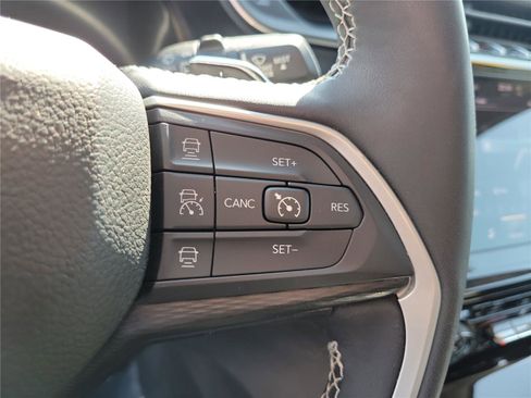 Used 2023 Jeep Grand Cherokee L Laredo w/ Luxury Tech Group I AWD/4WD image 26