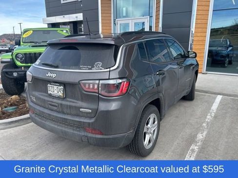 Used 2023 Jeep Compass Latitude w/ Convenience Group image 4